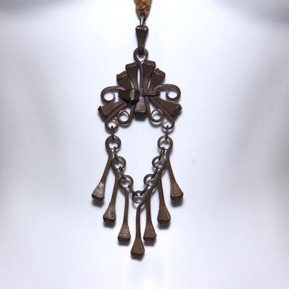 Vintage Artisan Mid-Century Macrame & Horseshoe Nail Pendant Necklace Handmade - Picture 1 of 7